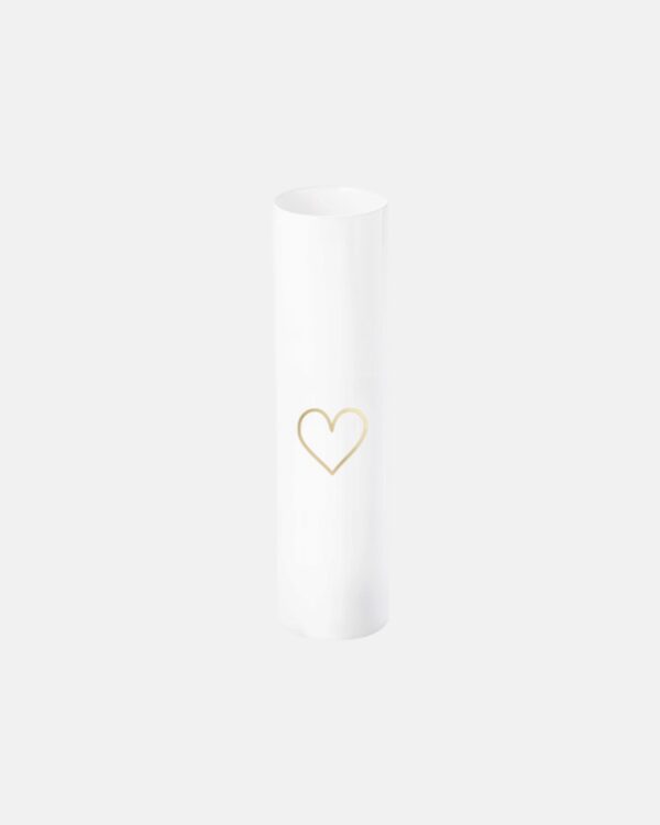Vase | Gold Heart Our “Heart” vase made of fine bone porcelain is the perfect piece of decoration for every room. The vase is decorated with a heart made of a real gold print and has an elegant and simple cylinder design. Thus, our “Heart” vase goes well with many styles.