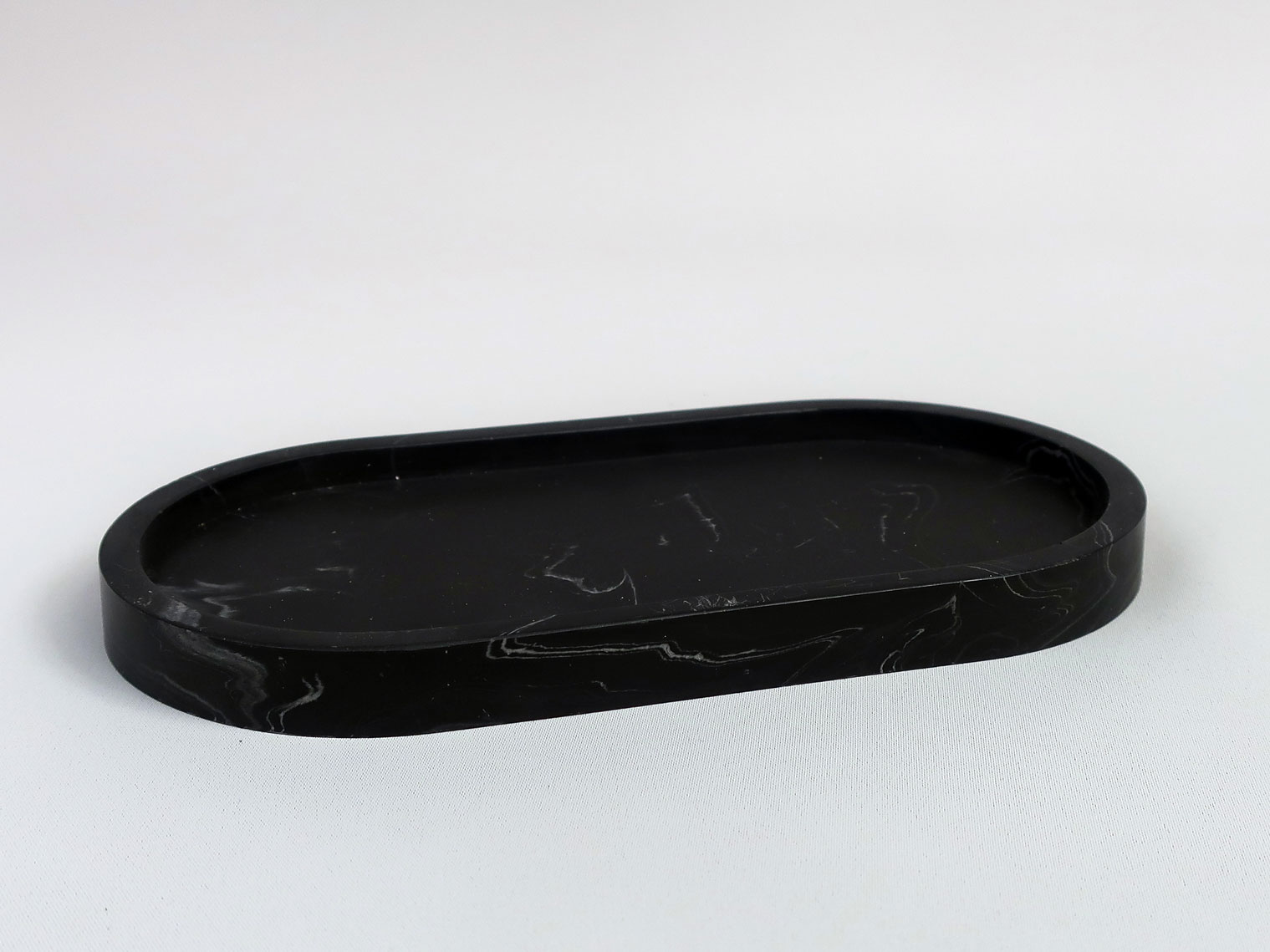 Oval tray | Black marble