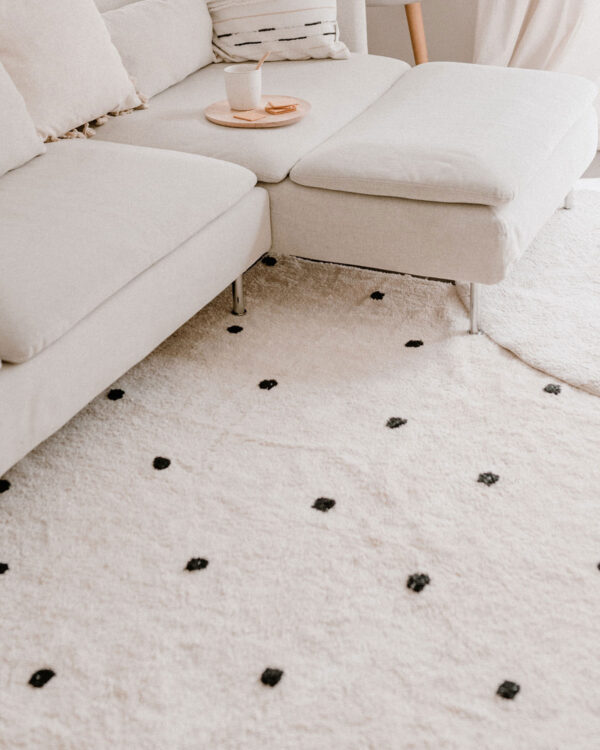Woven Carpet | Dots