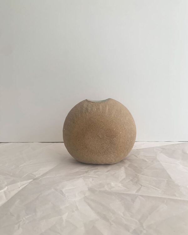 ceramic round vase