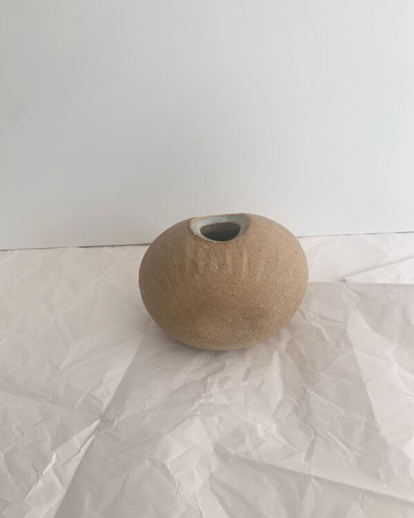 ceramic round vase