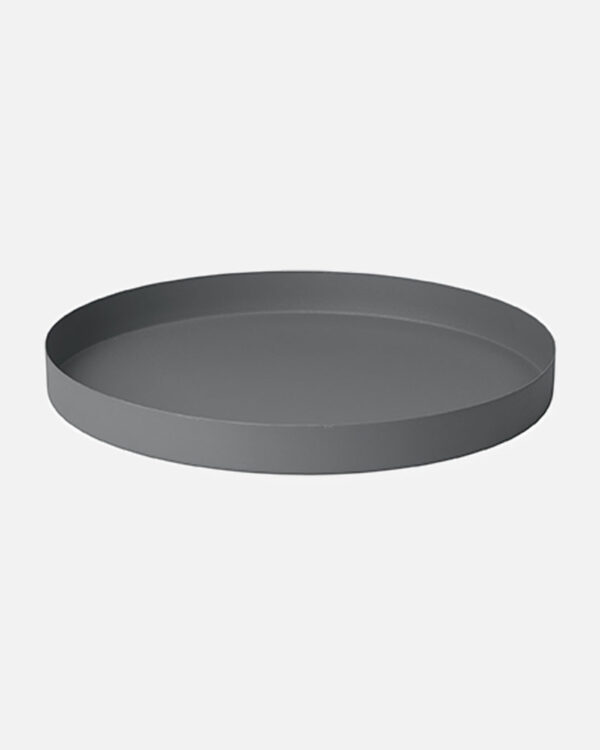 Stylish layered look: The REO storage tray, made of powder-coated steel, provides plenty of space for creative arrangements. The understated design goes with any style of interior design and the colour “pewter” conveys warm and sensuality.