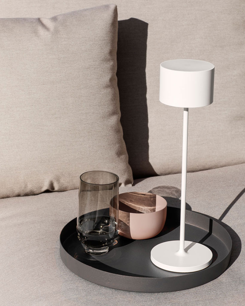 Stylish layered look: The REO storage tray, made of powder-coated steel, provides plenty of space for creative arrangements. The understated design goes with any style of interior design and the colour “pewter” conveys warm and sensuality.