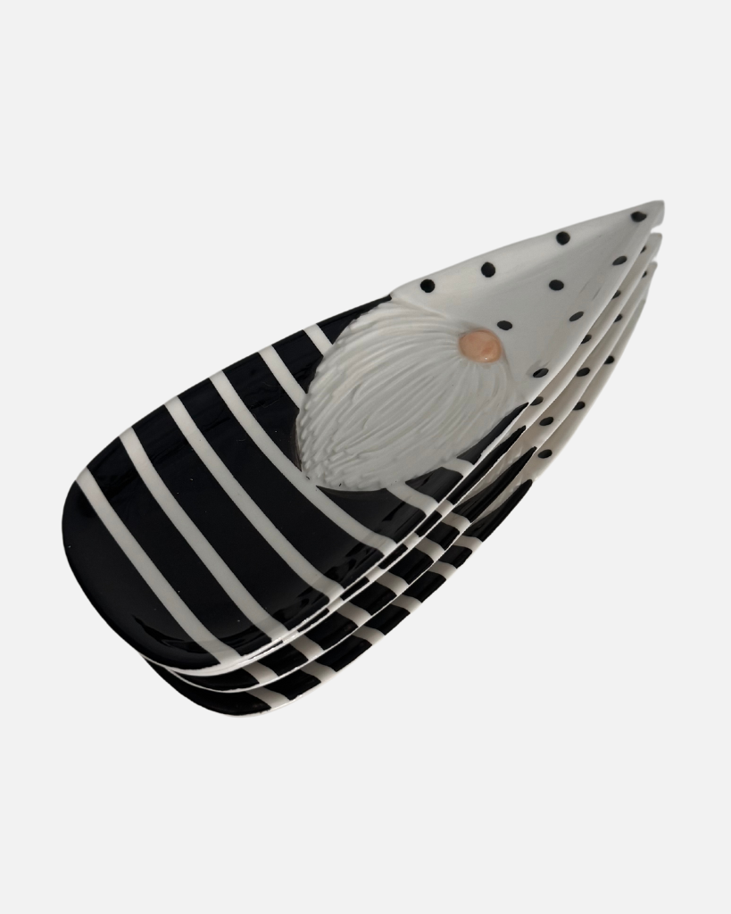 triangular santa tray / black and white