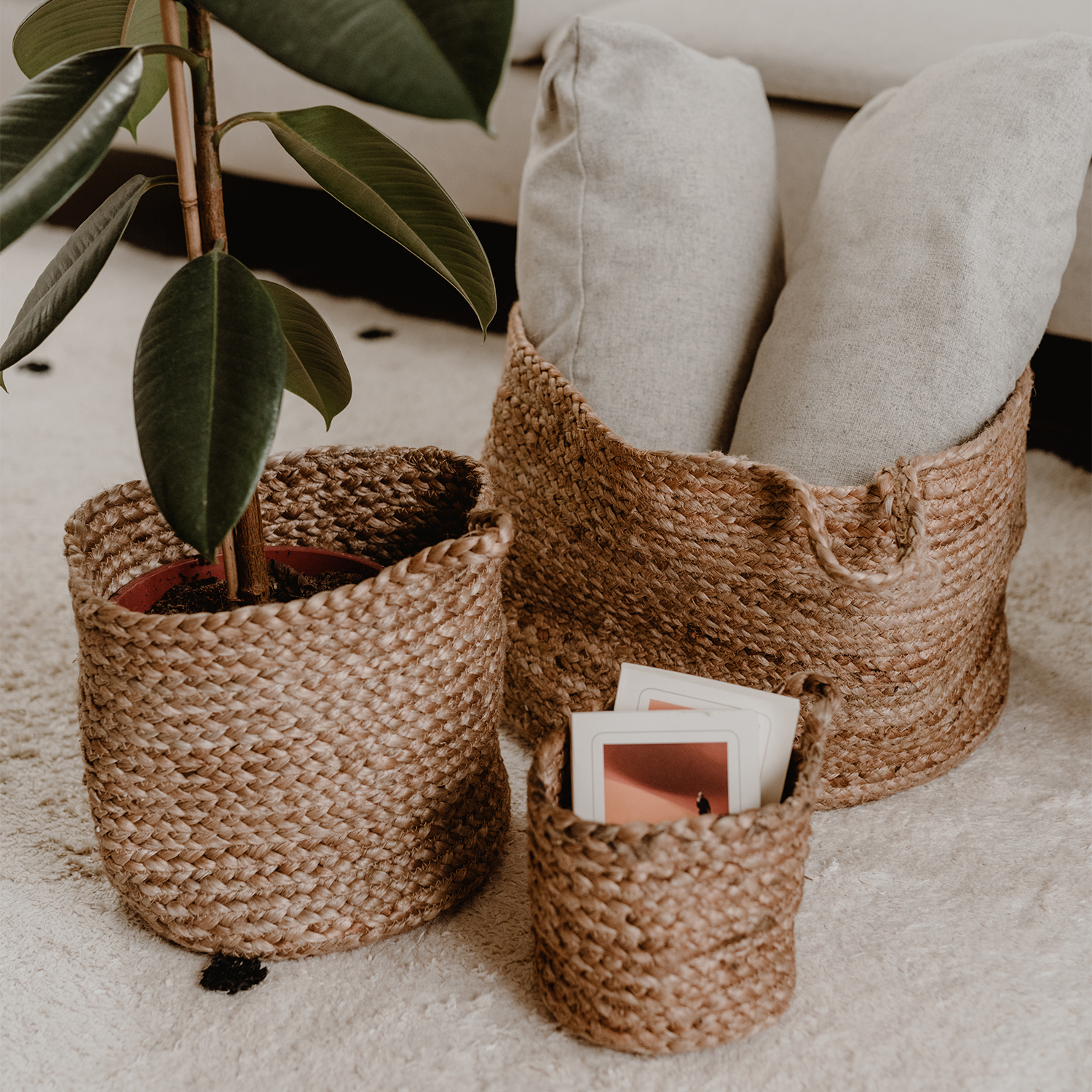 jute baskets in 3 sizes. small medium and large.