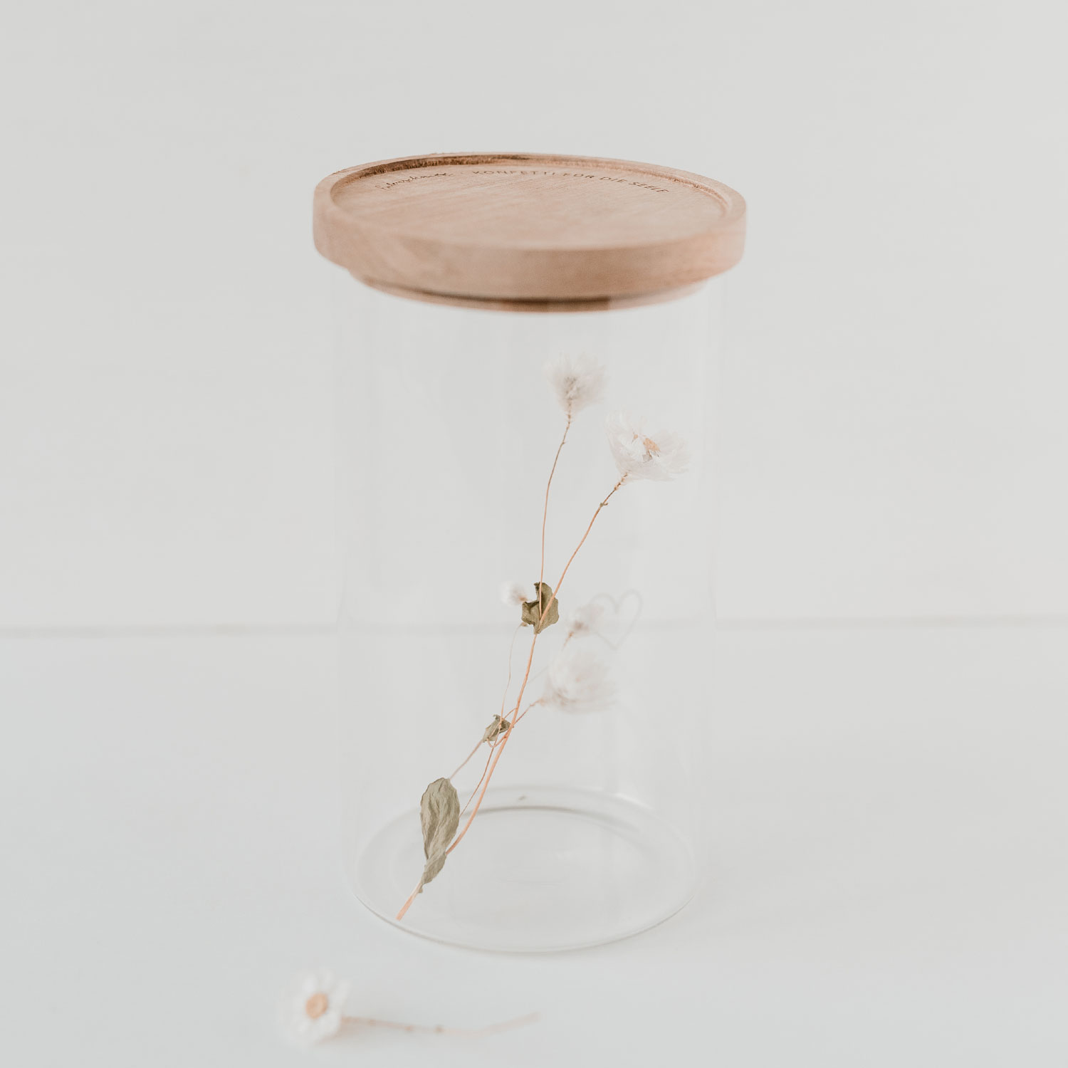 storage jar 19cm height