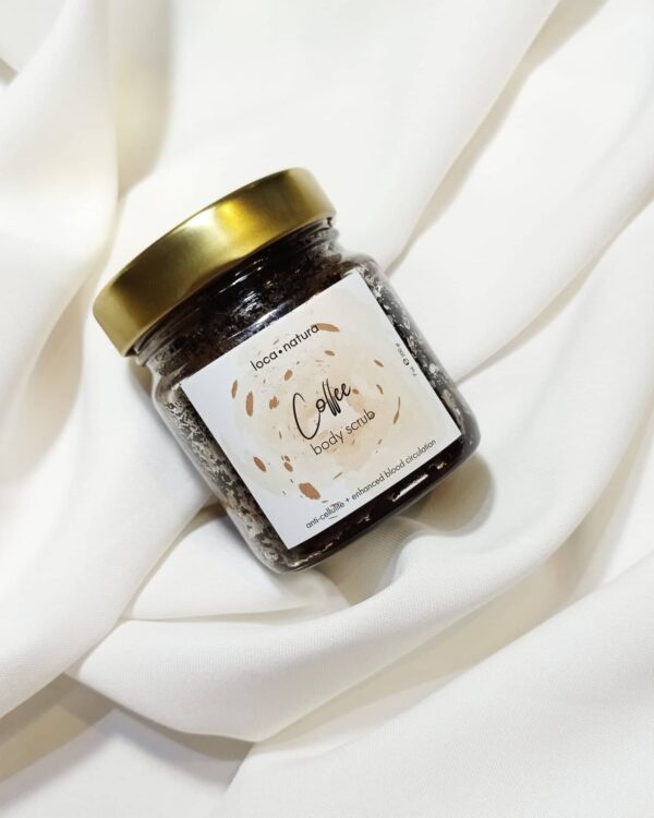 coffee scrub in a 200 gr clear jar