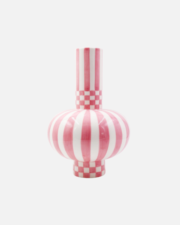Discover the ceramic Gabriel vase from Qué Rico - a vibrant addition to your home decor. Hand-painted with a Squares & Stripes pattern, this Belgian-designed vase is a unique and colourful gift option.