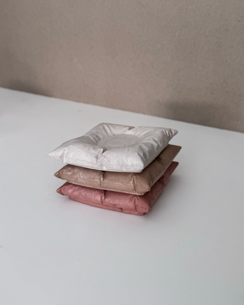 tea light pillow holder