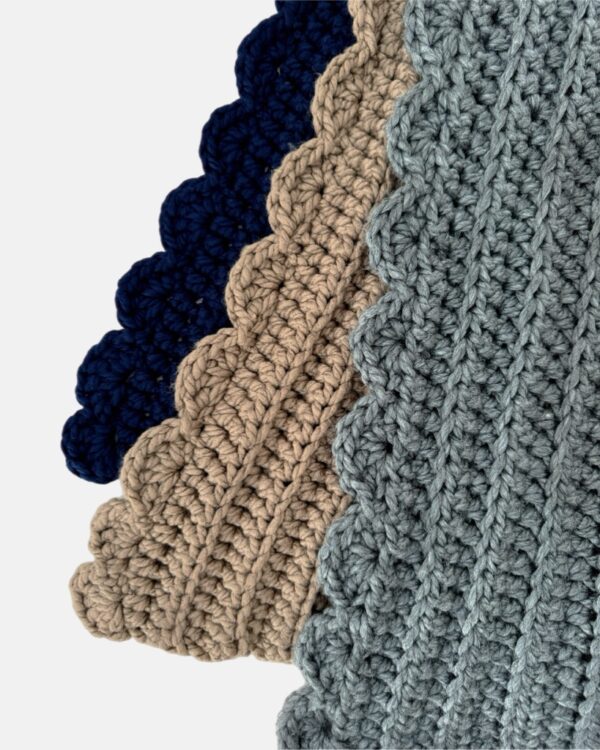 baby crochet blankets in 3 colours. beige, grey, blue