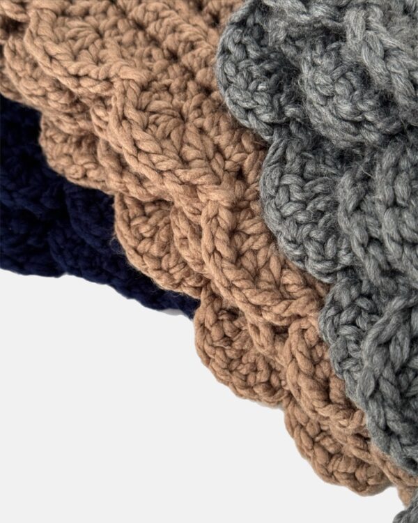 baby crochet blankets in 3 colours. beige, grey, blue