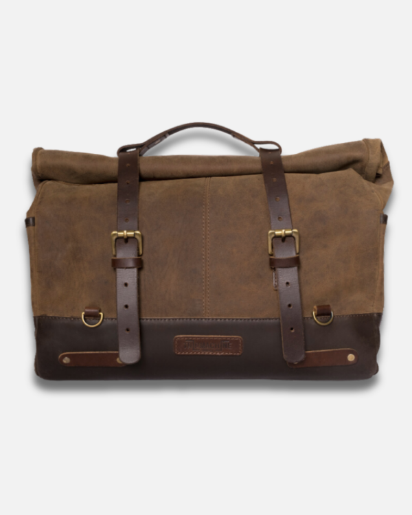 The Outlaw Leather Messenger Bag combines timeless style with versatile functionality. Handcrafted from 100% genuine leather with no compromises, this 17L bag features a roll-top design, front laptop compartment (fits up to 38 cm laptops), and multiple internal pockets. Perfect for daily commutes or weekend getaways, it includes a leather shoulder strap and can be mounted on motorcycles. Dimensions: 39.5 x 28 x 12.7 cm when closed.