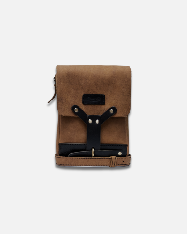 Premium Leather Thigh Bag | Adjustable Fit | Phone Pocket | Multiple Storage | Handcrafted Quality | 24x19x9cm | Perfect EDC | Adventure-Ready | Classic Design | Ages Beautifully