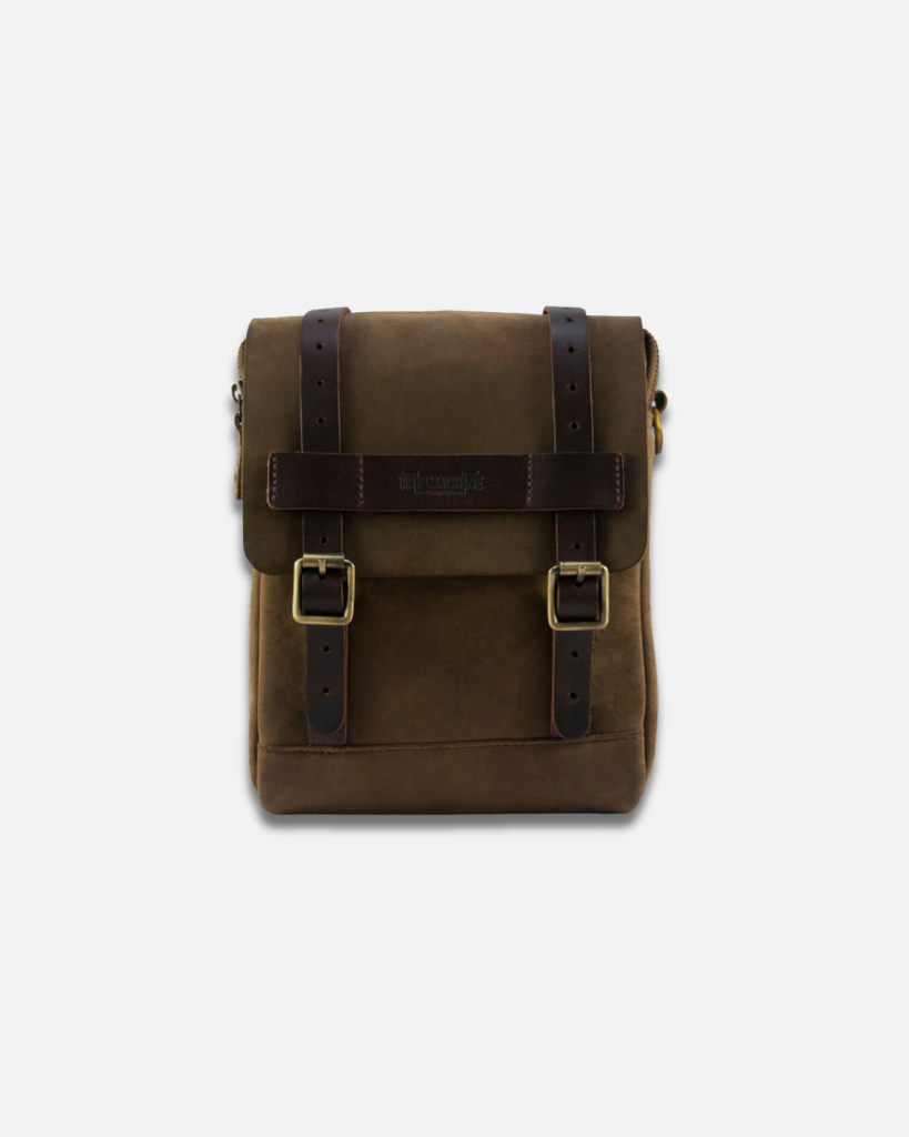 Premium Adventure Bag | 4.4L Capacity | 6 Strong Magnets | Multi-Mount Design | Weather-Protected | Expandable System | Classic Style | Perfect Travel Companion | Versatile Carry Options