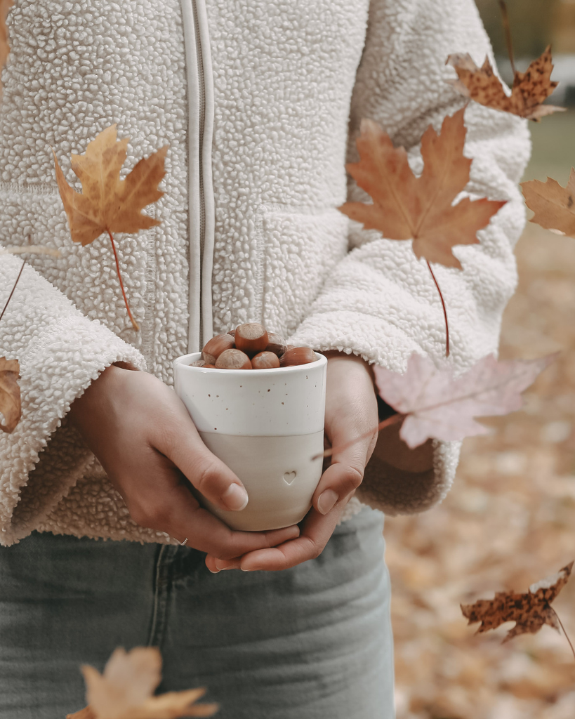 Discover the charm of handmade pottery with our exclusive stoneware heart mug. Each 320ml mug is carefully crafted in a small Portuguese pottery, featuring a beautiful embossed heart design. Every piece is unique, showcasing subtle variations in glaze and texture that make it truly special. Combining practicality with artisanal beauty, these dishwasher-safe mugs measure 8.5-9cm in height, perfect for your daily coffee or tea ritual.