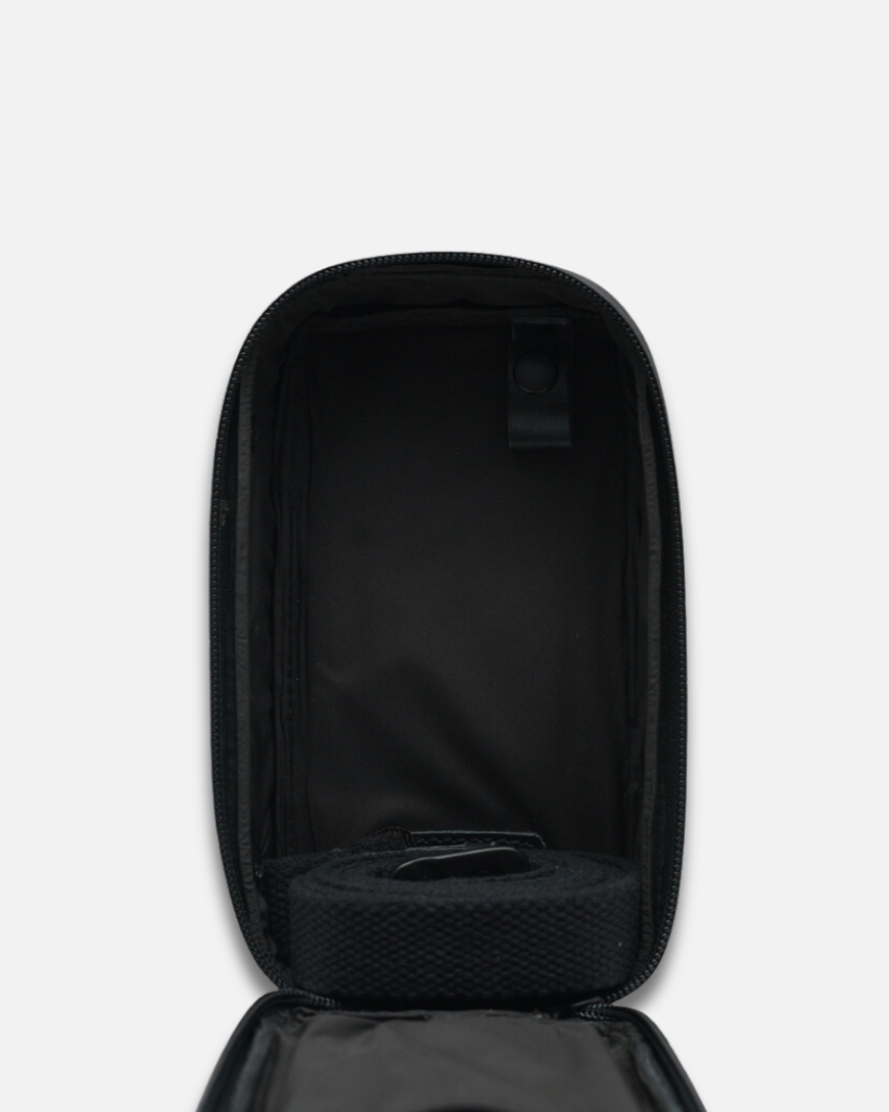 Navigator Phone Pouch | Premium Leather & Canvas | 6 Strong Magnets | Clear Touch Screen | Waterproof YKK Zipper | Multi-Wear Design | Fits iPhone 15 Pro Max | Perfect EDC Companion | Adventure-Ready | 22x12.5x7.5cm