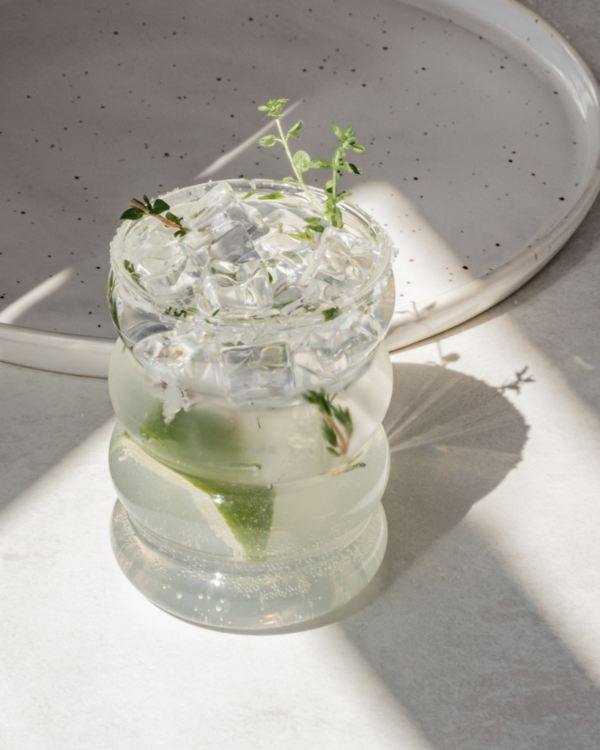 Modern Bubble Glass with unique 4-ring shape. 300ml capacity, dishwasher safe. Perfect for water, juice & entertaining. Comfortable ergonomic design.
